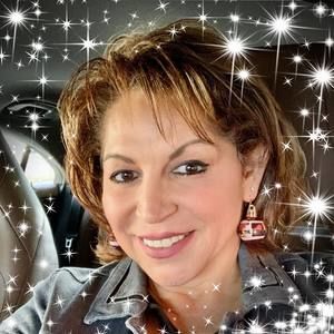 Meet your Posher, Lilia